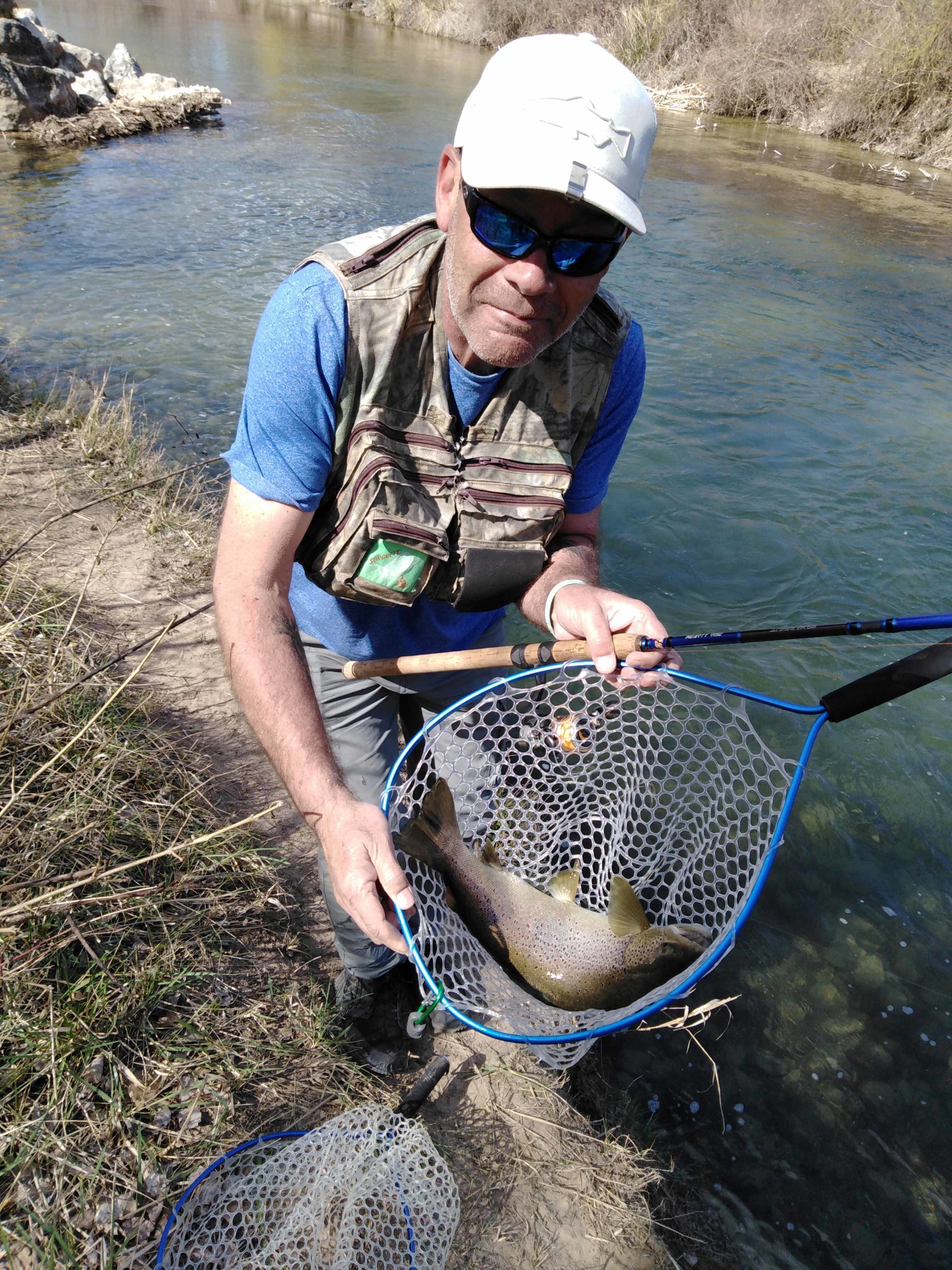 truite de 60cm pêchée en toc à la nymphe