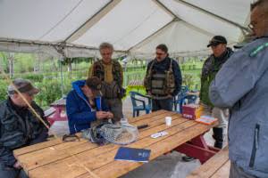 Conseils et démonstrations de montage sous la tente